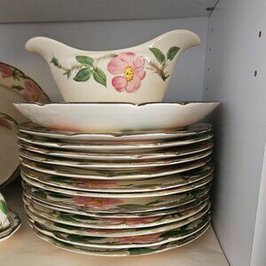 Franciscan Desert Rose 72 pc dinnerware, Serving & Glassware set